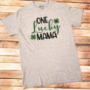 One Lucky Mama // St. Patrick's Day Mom Shirt